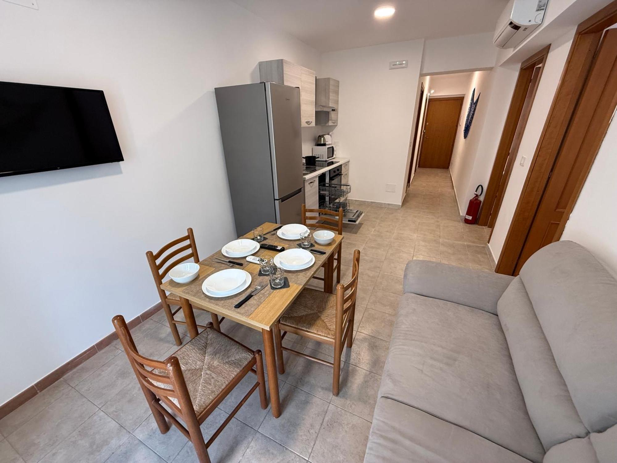 Апартаменты Family House Letojanni Taormina Экстерьер фото