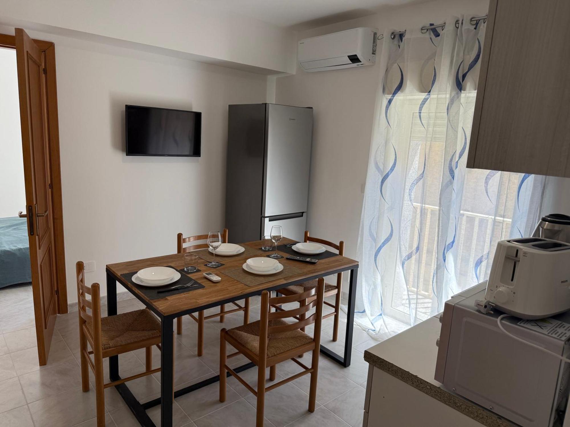 Апартаменты Family House Letojanni Taormina Экстерьер фото